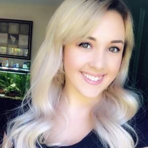 Meet your Posher, Leah